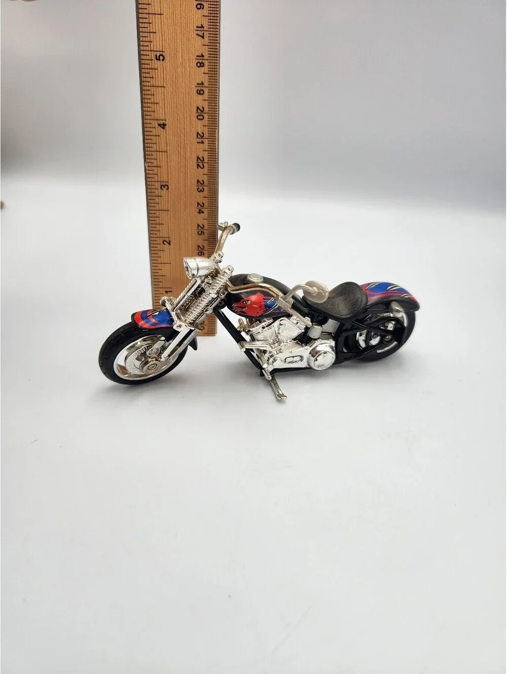 2001 Harley Davidson Motorcycle FXSTS/FXSTSI SPRINGER SOFTAIL Metal Maxx 1:17